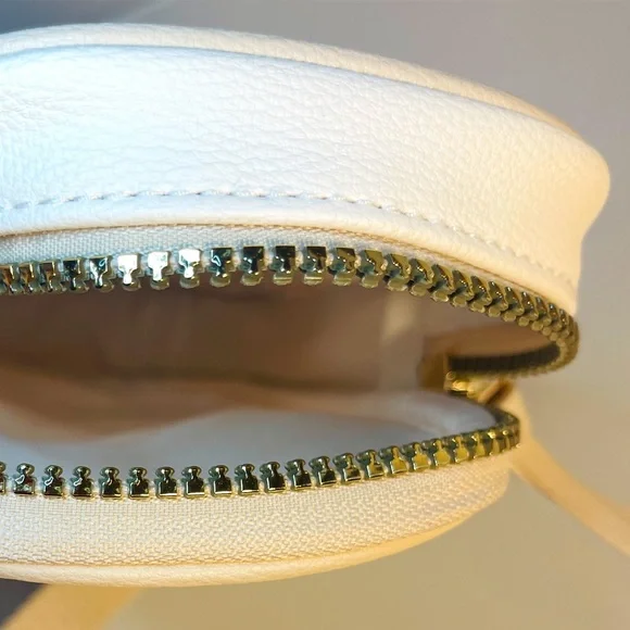 Disney Winnie the Pooh Crossbody Bag and Cell Holder
- White and Beige - Picture 6 of 10